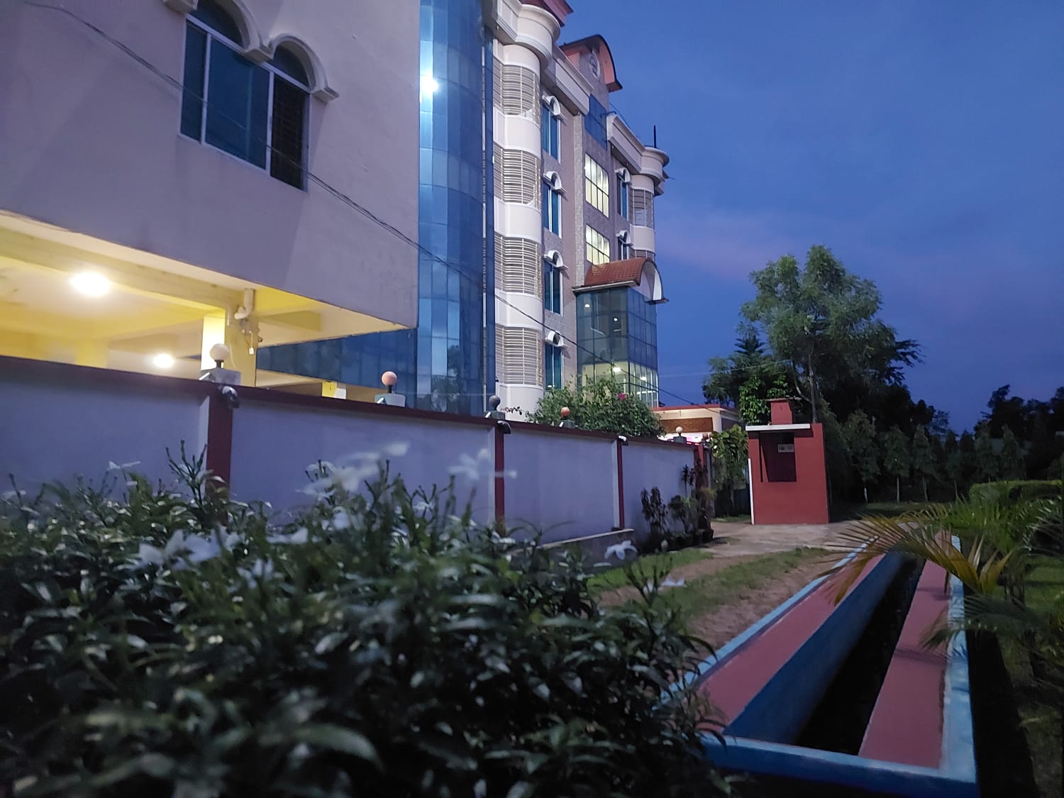 Grand Selim Resort — Estate & Tea Gardens