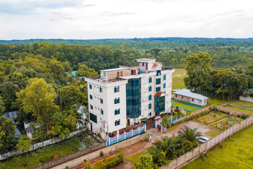 Grand Selim Resort — Estate & Tea Gardens